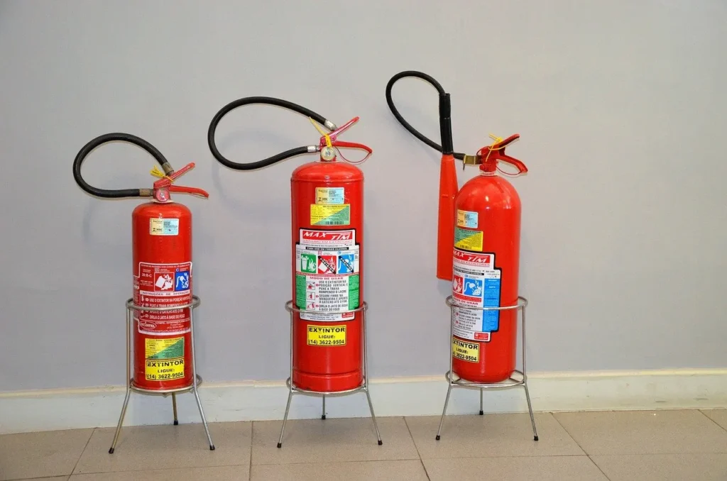 Como Identificar Extintores de Incêndio e Utilizar